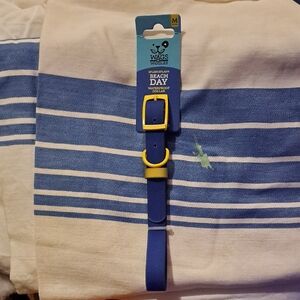 New waterproof dog collar size medium